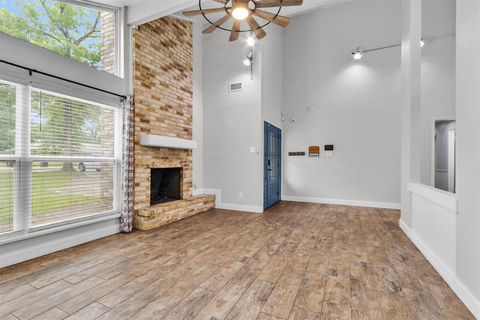 Tiny photo for 115 Red Oak Lane, Conroe, TX 77304 (MLS # 64044070)