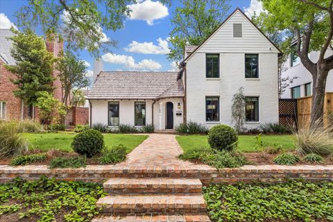 Photo of 2243 Robinhood Street, Houston, TX 77005 (MLS # 28293899)