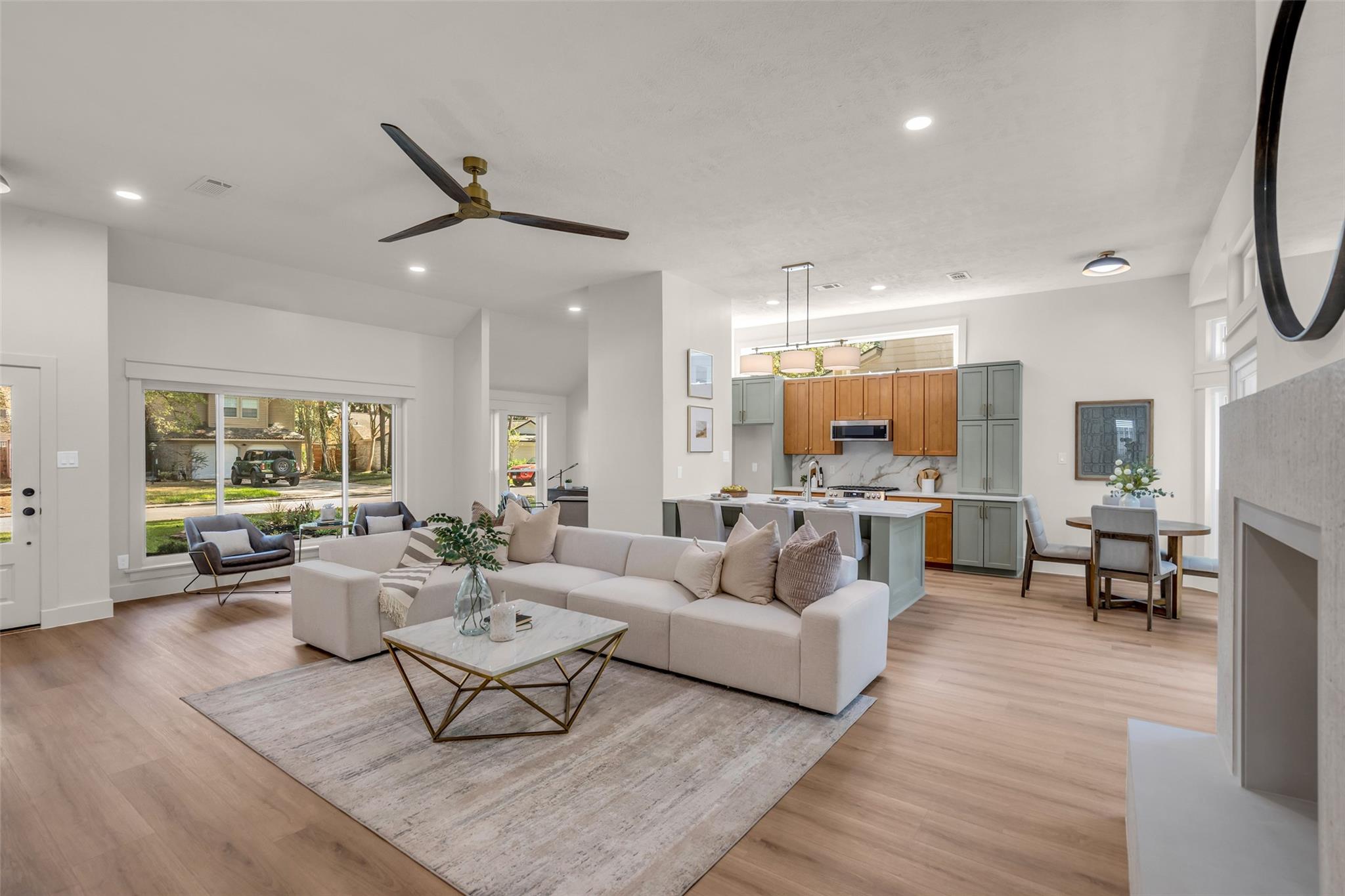 235 S Pathfinders Circle