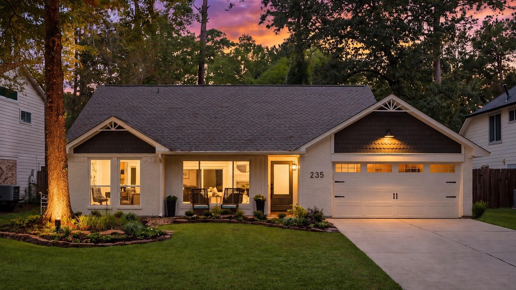 235 S Pathfinders Circle
