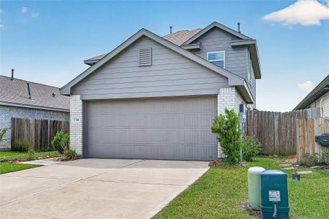 Photo of 134 Austin Road, Angleton, TX 77515 (MLS # 33313931)