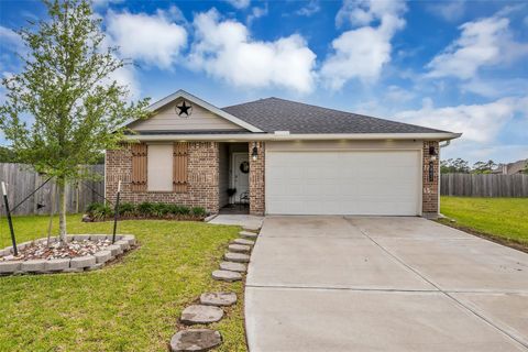 Photo of 9802 Palm Royal Drive, Baytown, TX 77521 (MLS # 75021191)