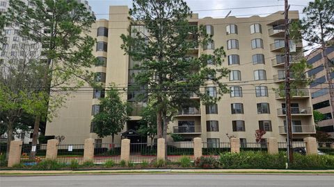 Photo of 661 Bering Drive #407, Houston, TX 77057 (MLS # 50247580)