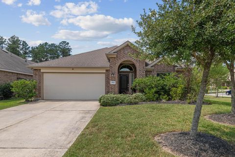 Photo of 2802 Ridgecliff Court, Conroe, TX 77301 (MLS # 83922977)