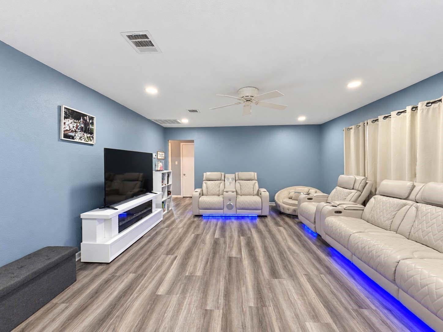 6737 E Bayou Drive