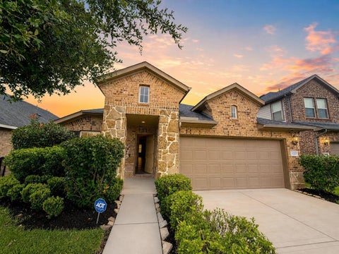 Homes For Sale - 11223 Victoria Hollow Trace<br/> Fort Bend County, Richmond, TX 77406