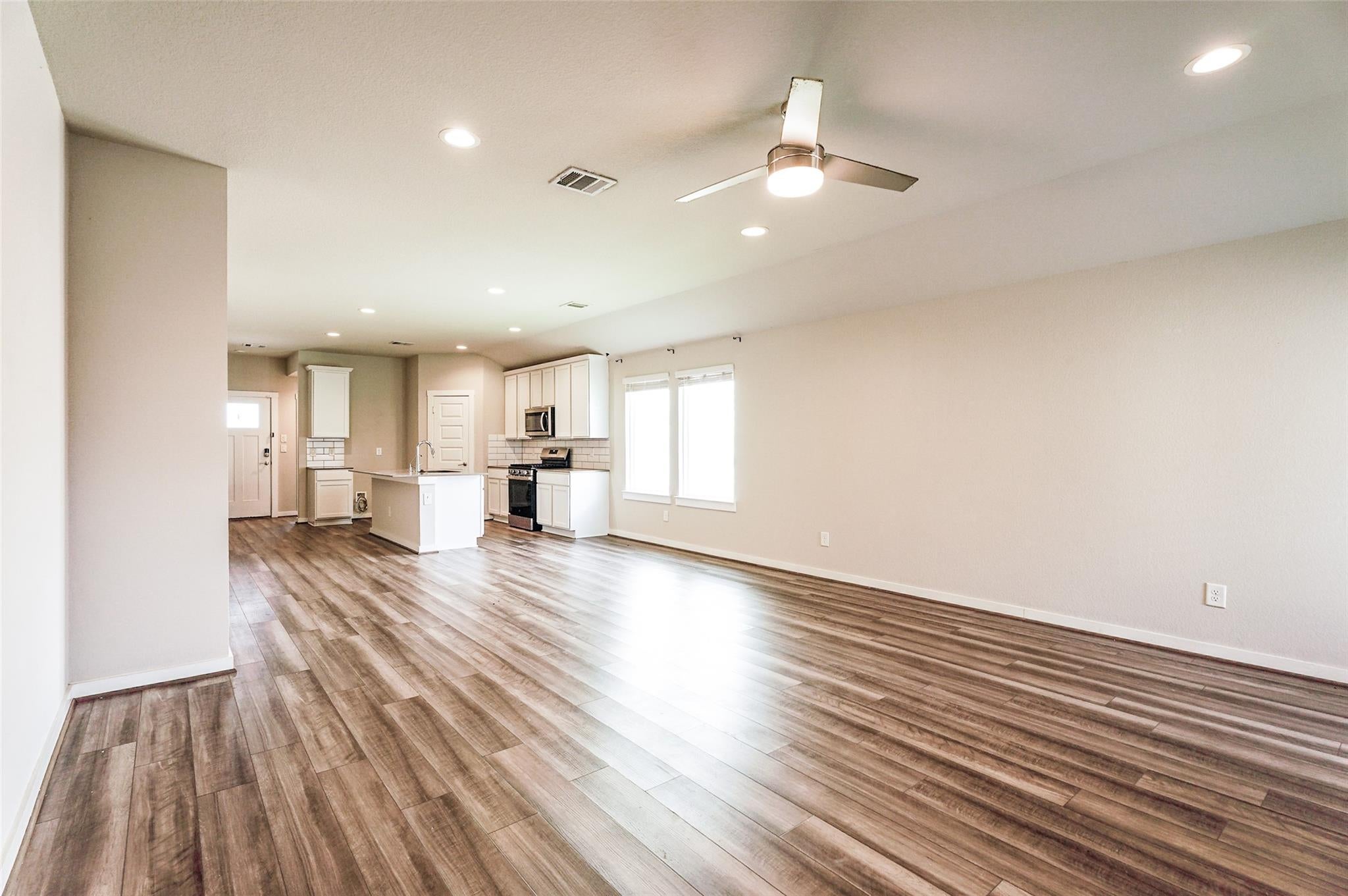 7523 Ramsgate Cliff Lane