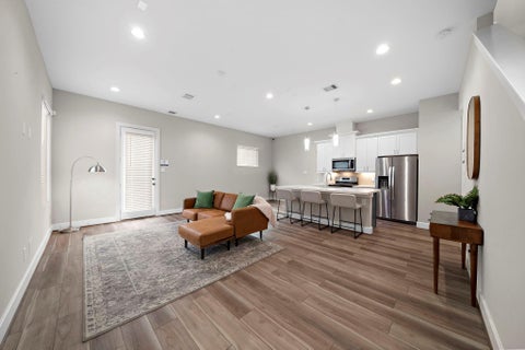 Tiny photo for 8322 Curry Road, Houston, TX 77093 (MLS # 93248629)