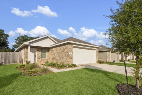 Photo of 328 Riverwood Village Lane, Sealy, TX 77474 (MLS # 41156565)