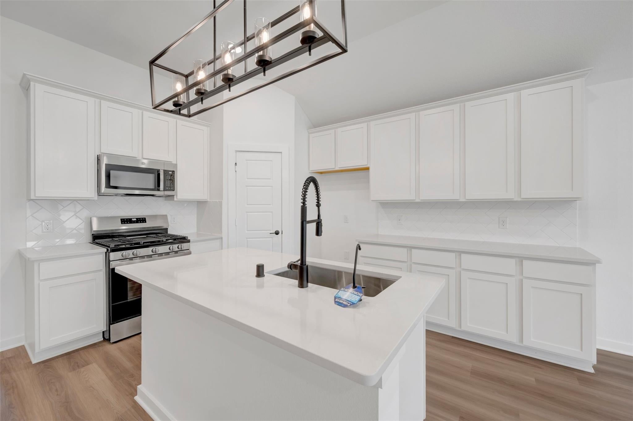 3410 Angus Farm Drive
