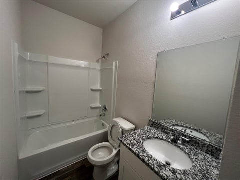 Tiny photo for 2520 18th Street, Hempstead, TX 77445 (MLS # 74985807)