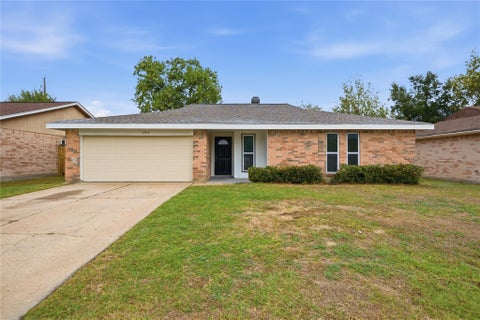 Photo of 13418 Firebrick Drive, Houston, TX 77041 (MLS # 53484679)