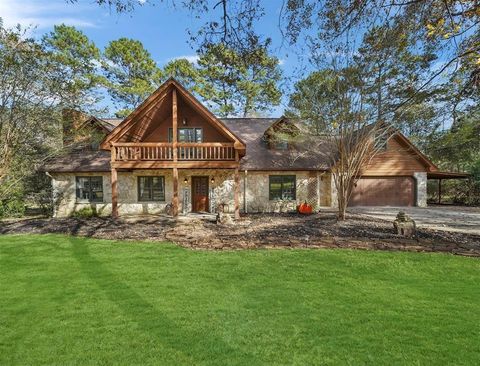 2111 Diane Street Pinehurst TX 77362