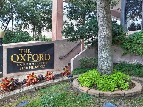 Photo of 5150 Hidalgo Street #1503, Houston, TX 77056 (MLS # 48622243)