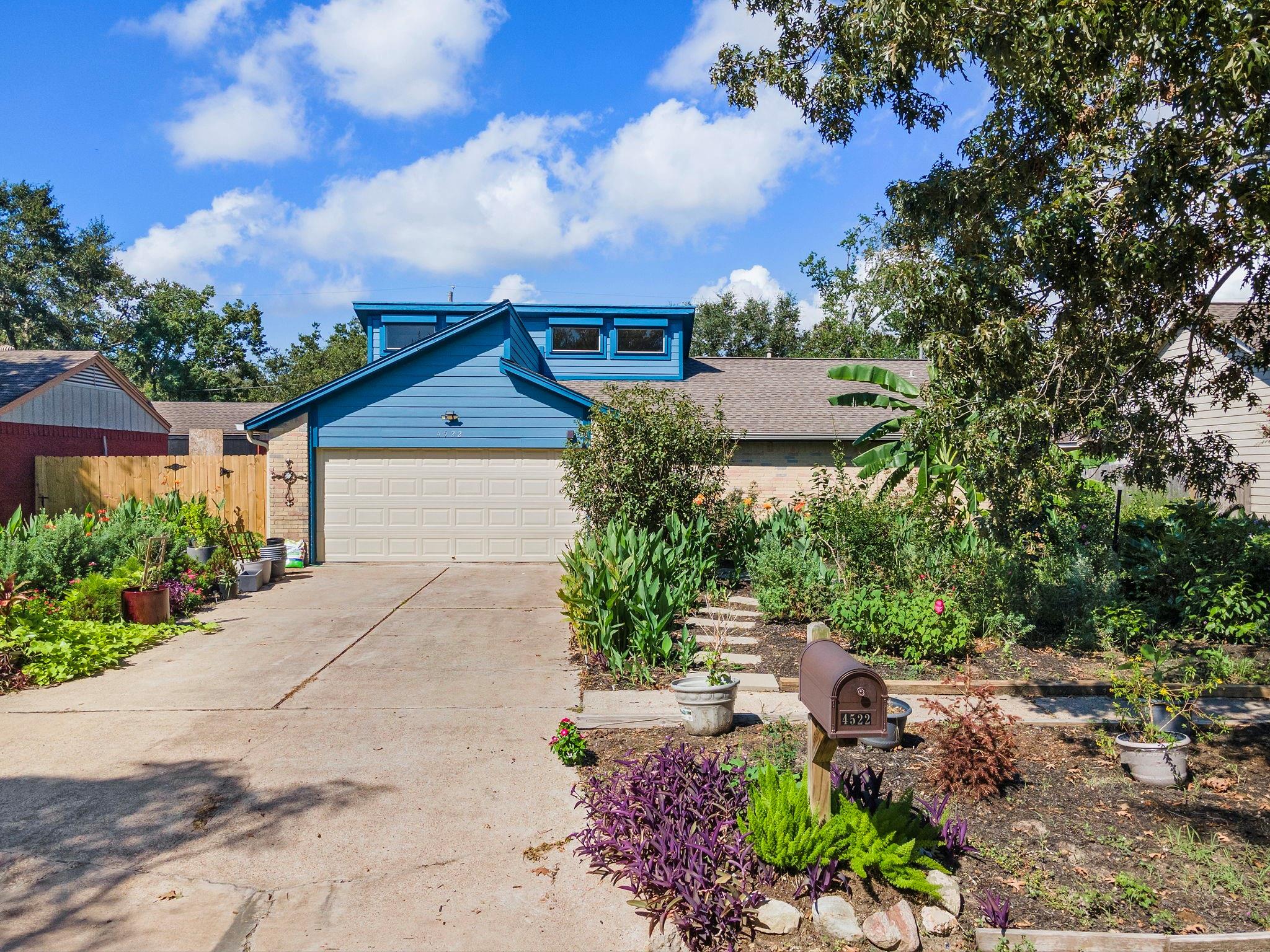 4522 Albatross Drive