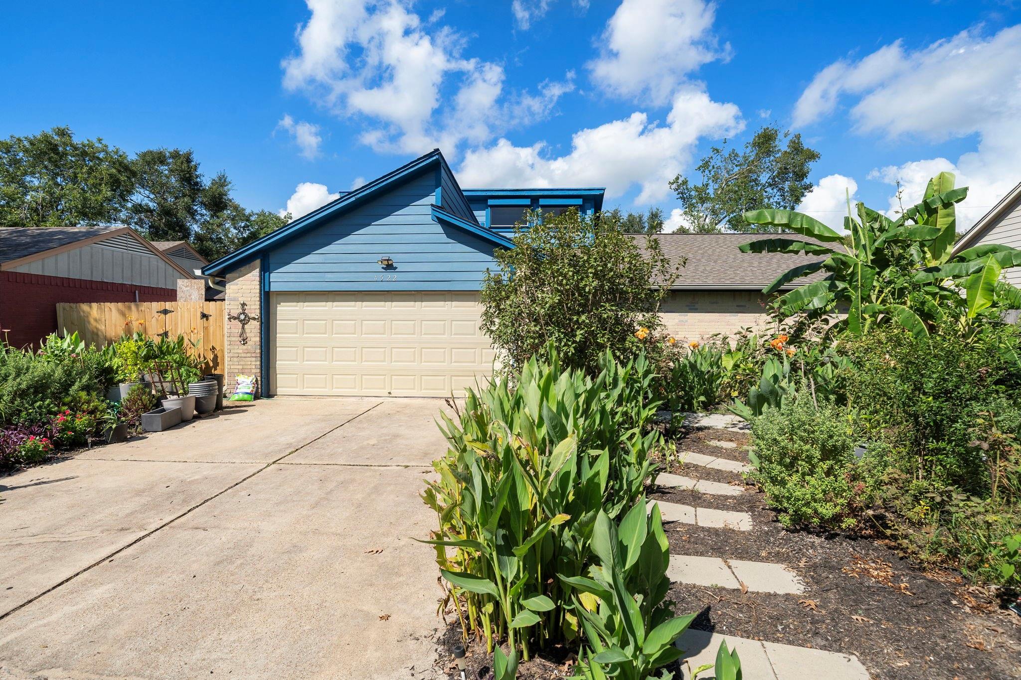4522 Albatross Drive