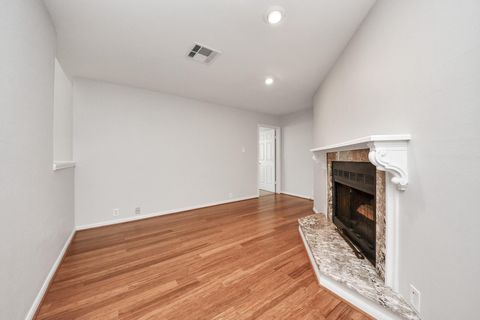 Tiny photo for 2468 Bering Drive, Houston, TX 77057 (MLS # 88943834)