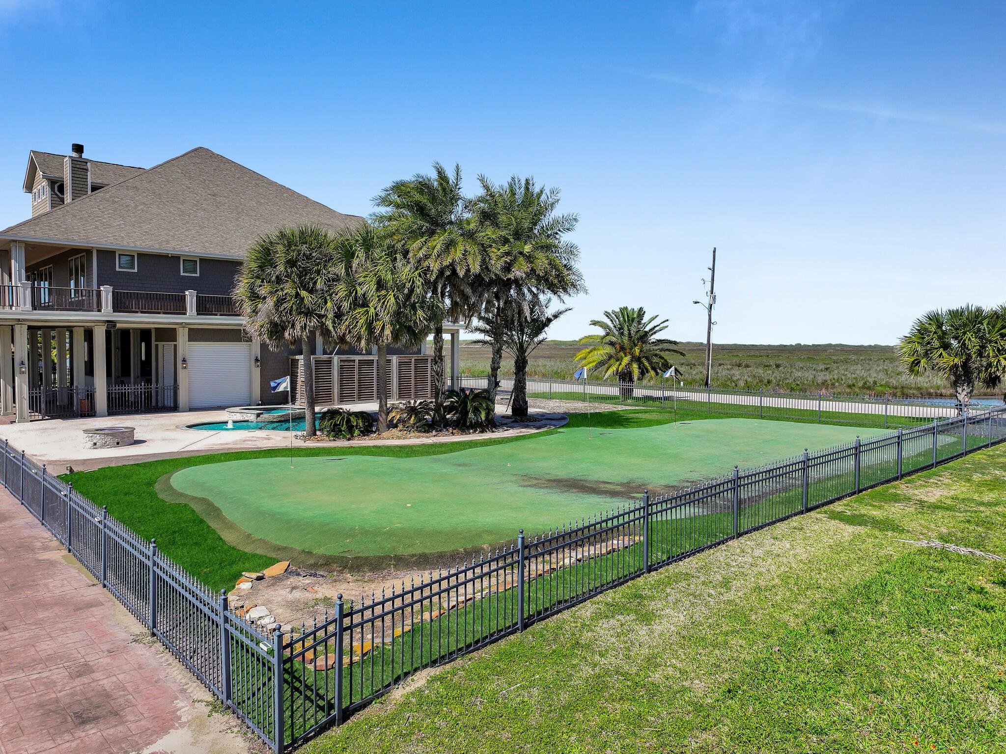 Crystal Beach, Texas, 77650, United States, 3 Bedrooms Bedrooms, ,6 BathroomsBathrooms,Residential,Active,2032891