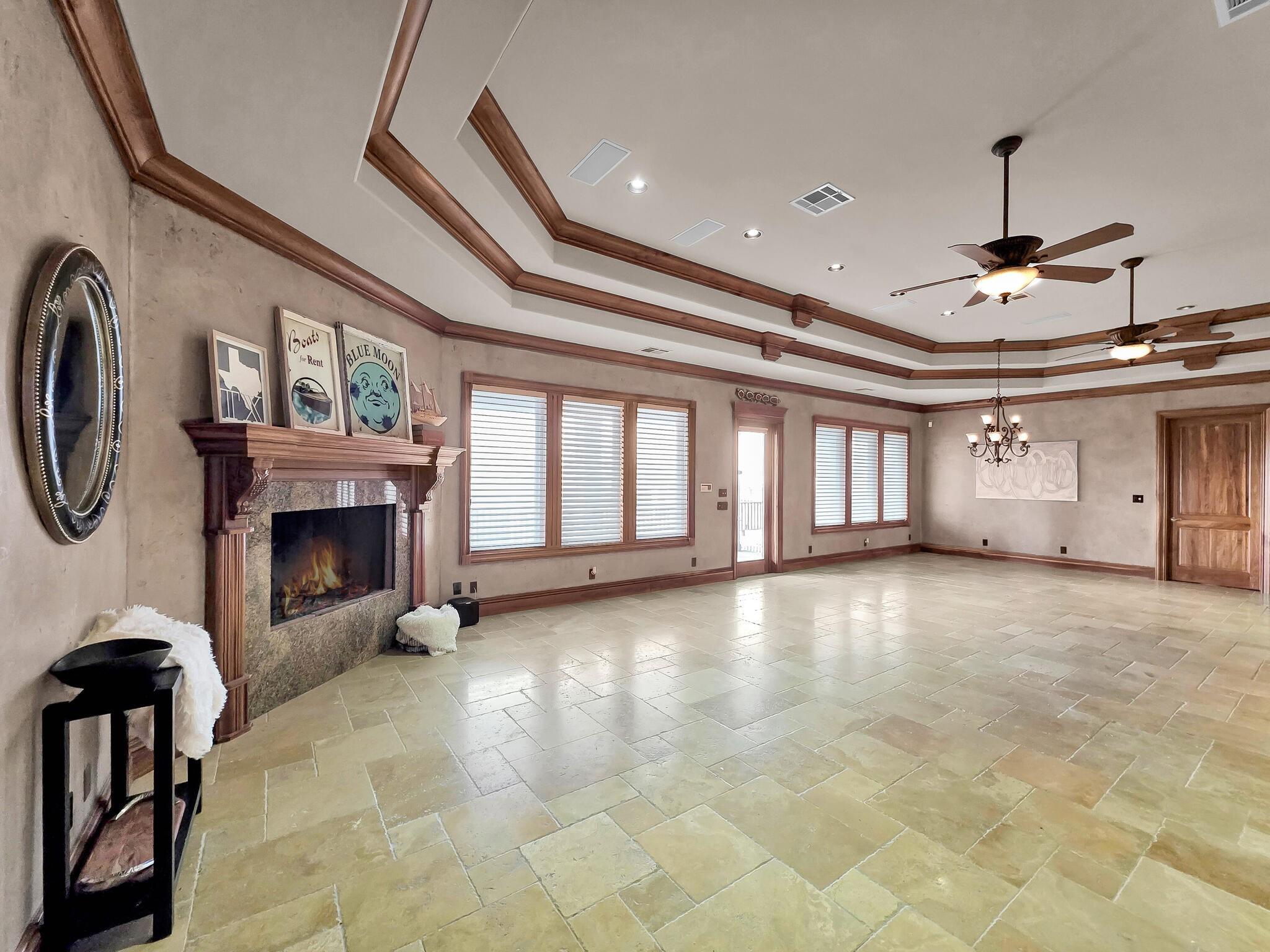 Crystal Beach, Texas, 77650, United States, 3 Bedrooms Bedrooms, ,6 BathroomsBathrooms,Residential,Active,2032891