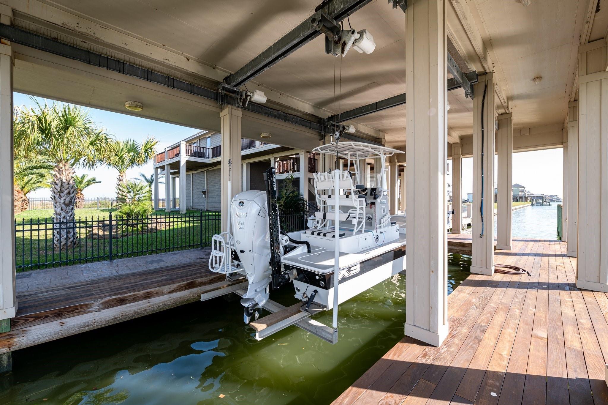 Crystal Beach, Texas, 77650, United States, 3 Bedrooms Bedrooms, ,6 BathroomsBathrooms,Residential,Active,2032891