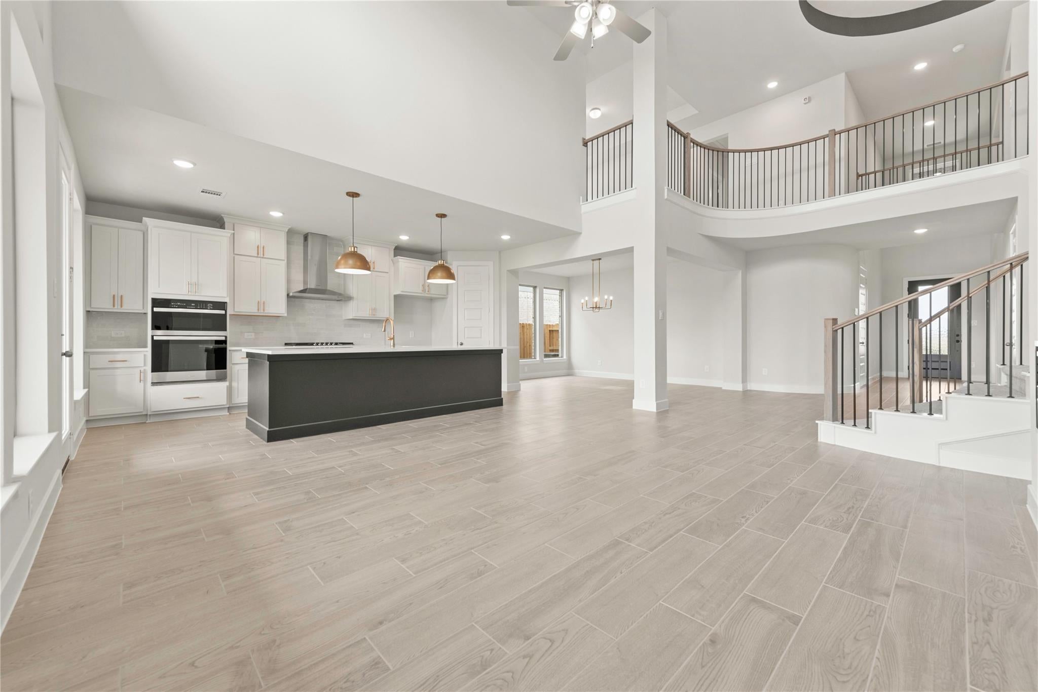 3811 Gless River Court