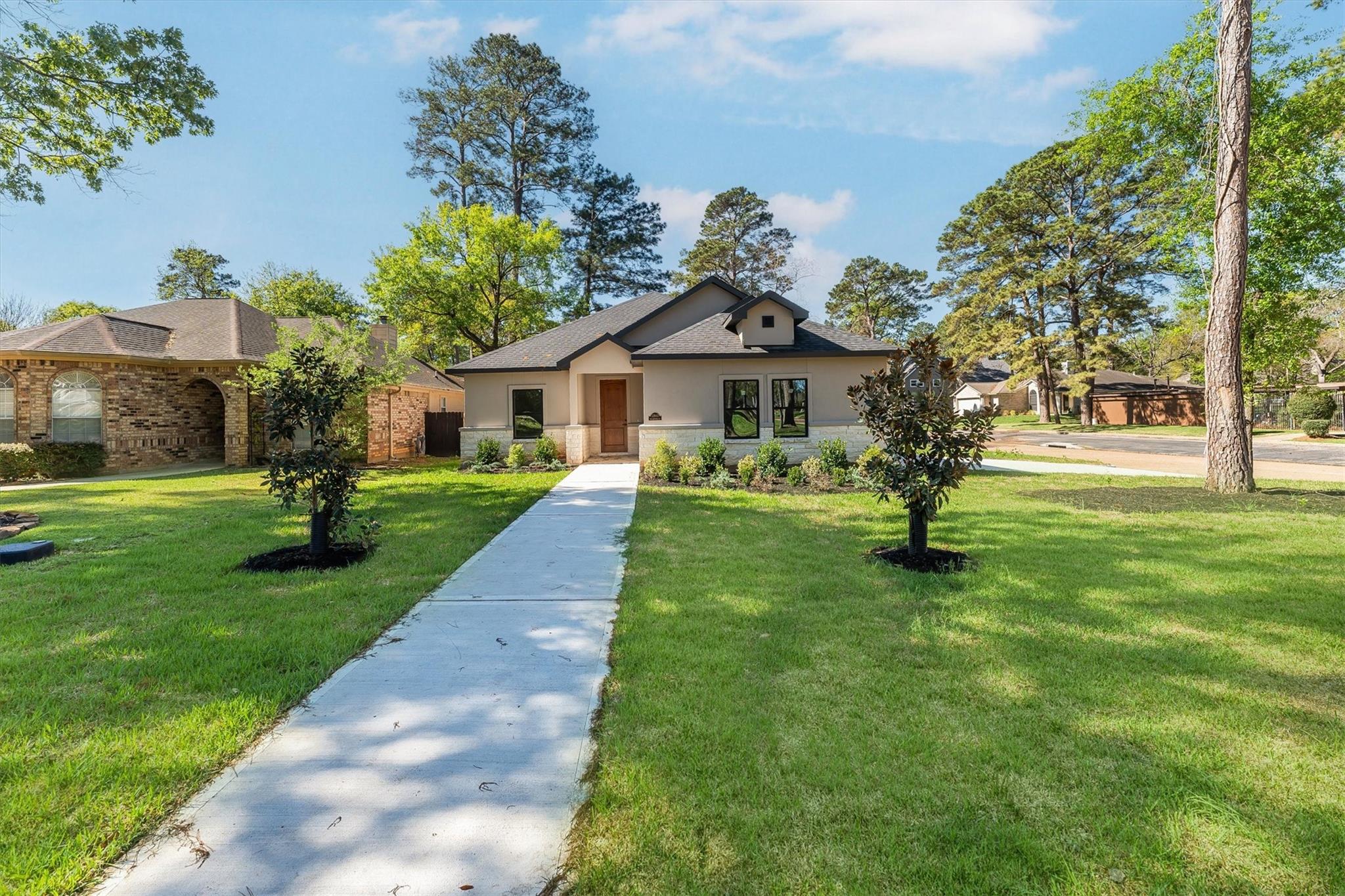 11843 Briarwood Lane