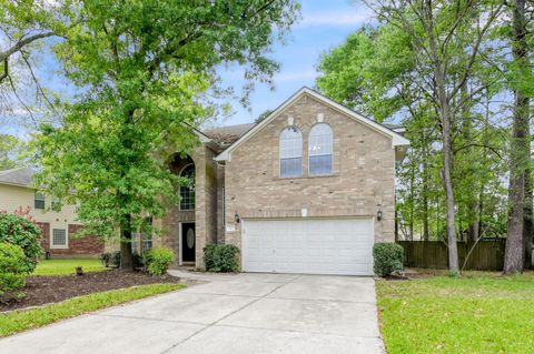 Photo of 7 Ashworth Court, The Woodlands, TX 77385 (MLS # 78713775)
