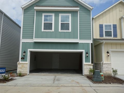 Photo of 701 Sand Dollar Drive, Kemah, TX 77565 (MLS # 77816068)