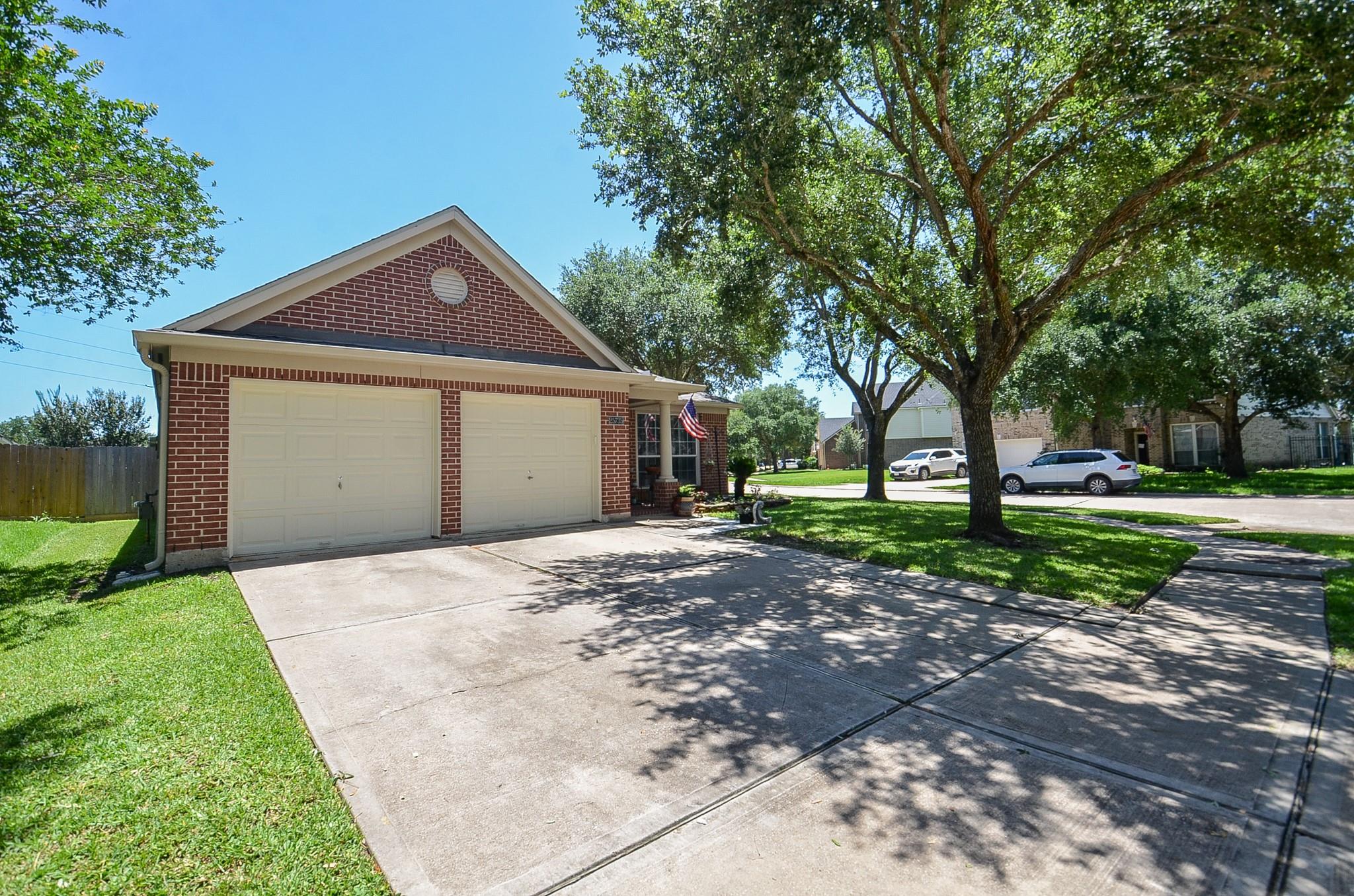 25735 Oakstone Park Drive