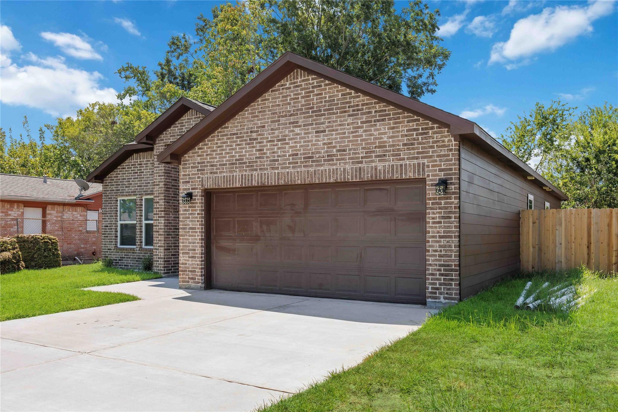 7313 Wren Circle