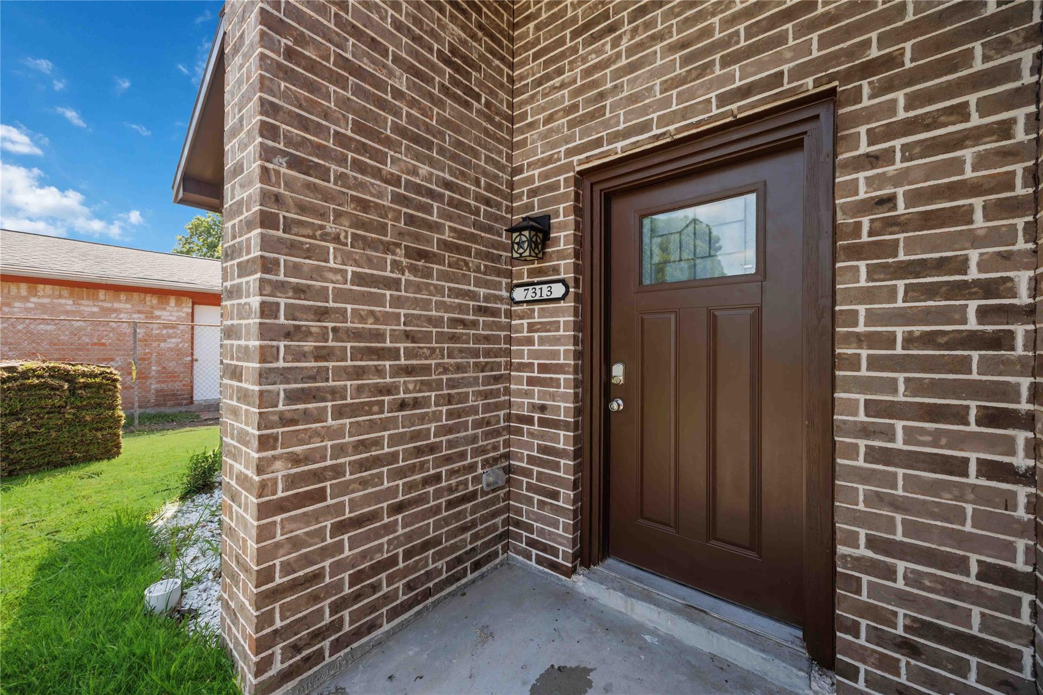 7313 Wren Circle
