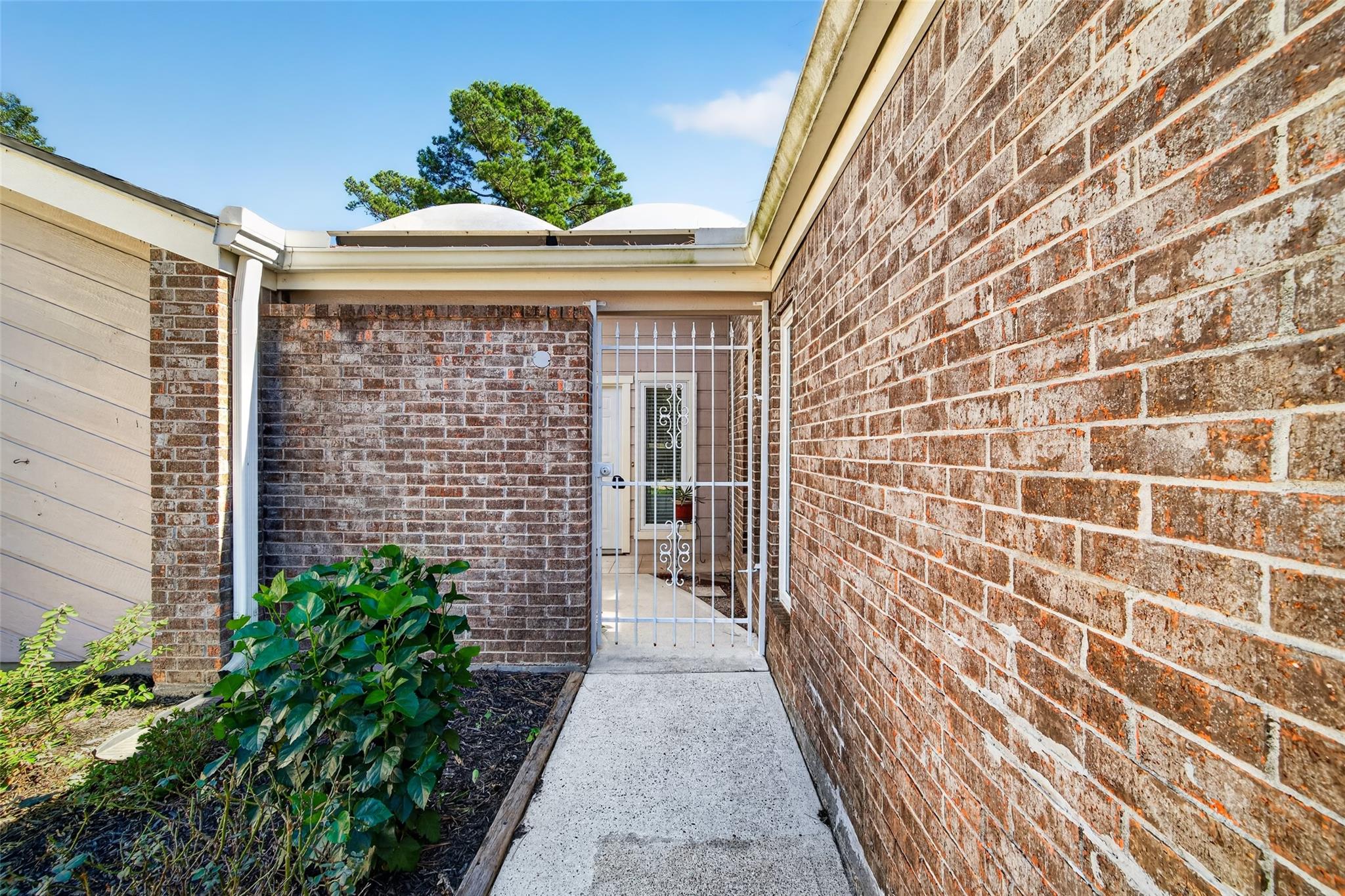 8303 Autumn Willow Drive