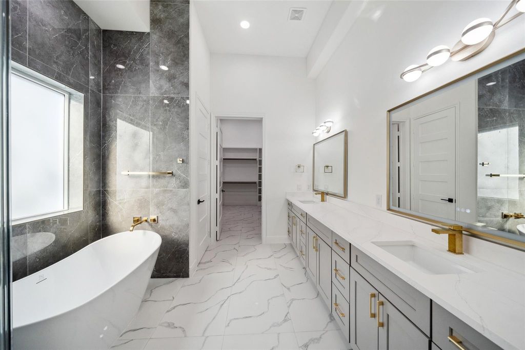 Photo of 75 Wick Willow Road, Montgomery, TX 77356 (MLS # 8778276)