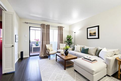 Photo of 3035 Walnut Bend Lane #33, Houston, TX 77042 (MLS # 12055691)