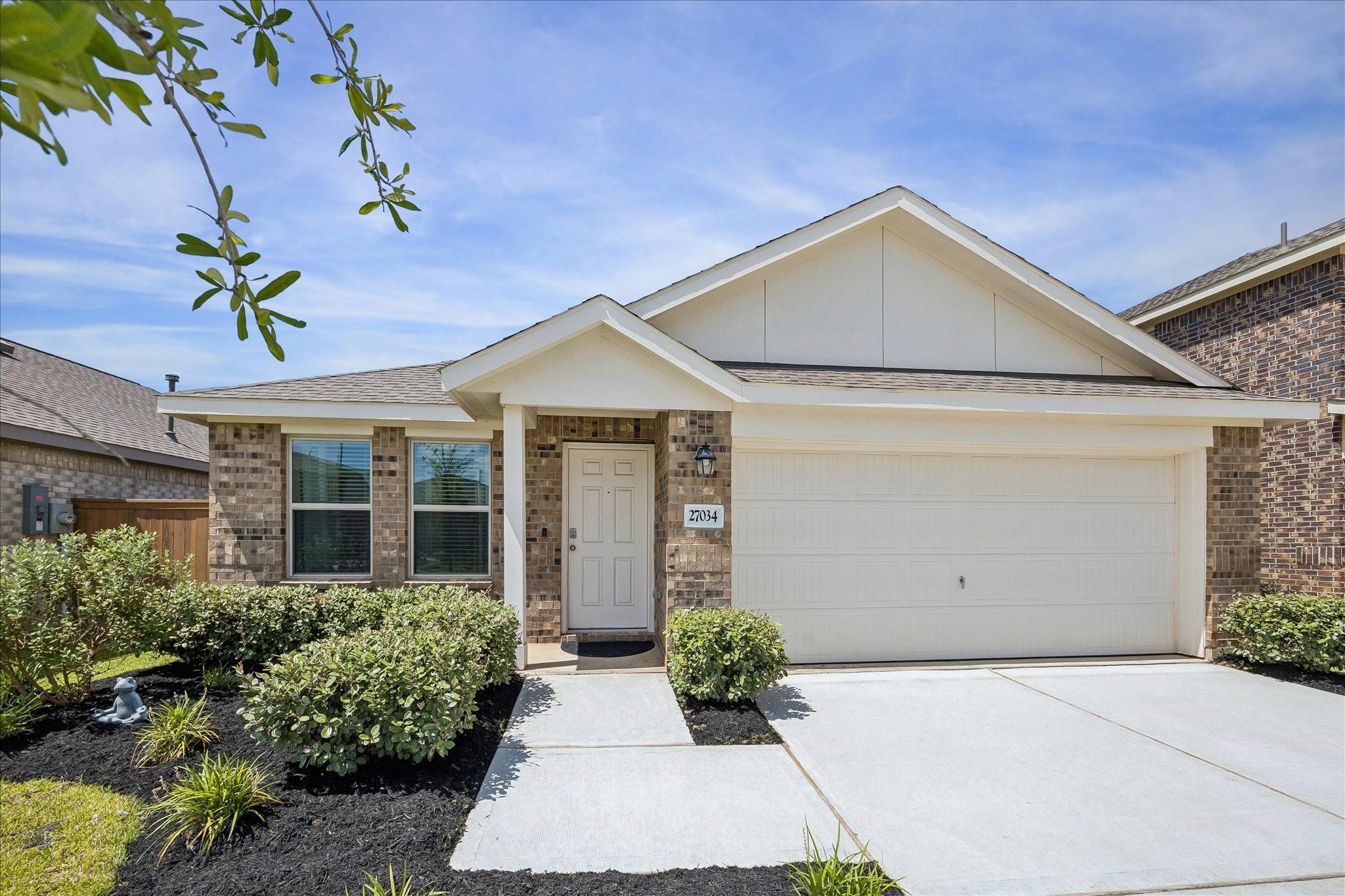 27034 Breakaway Lane