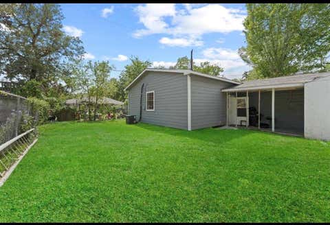 Photo of 8538 Sunderland Unit B Road, Houston, TX 77028 (MLS # 32735305)