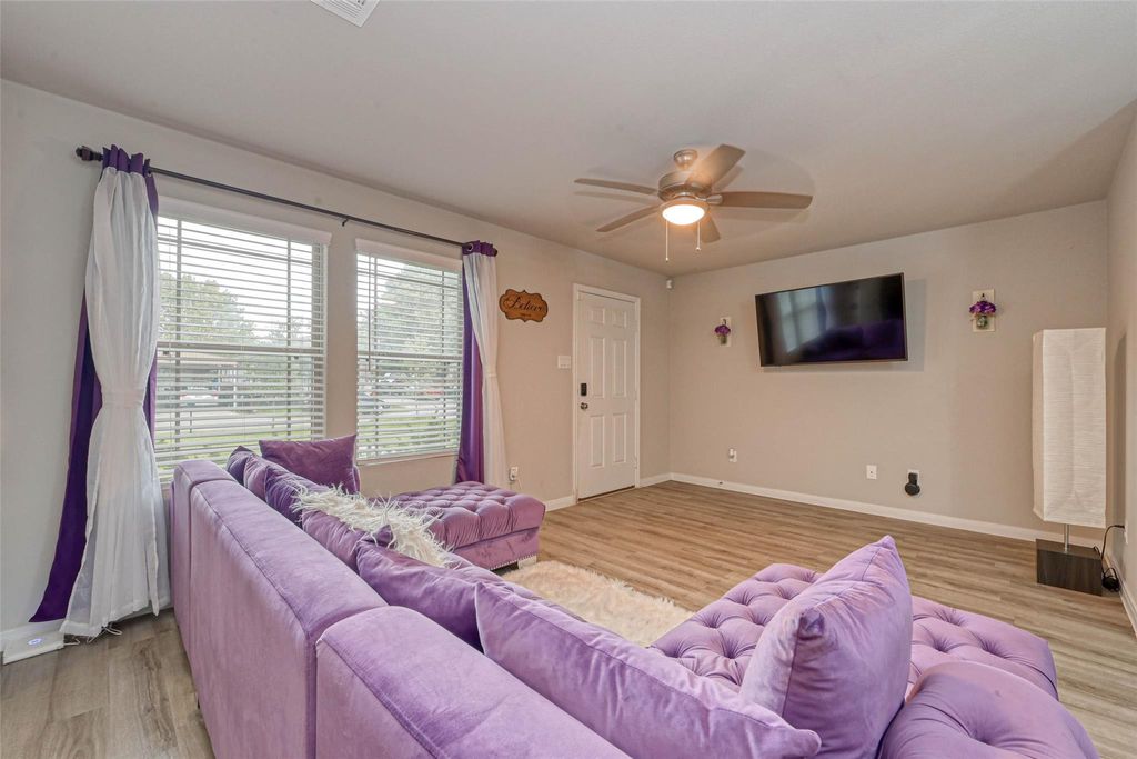 Photo of 9722 Cargill Street, Houston, TX 77029 (MLS # 27325978)