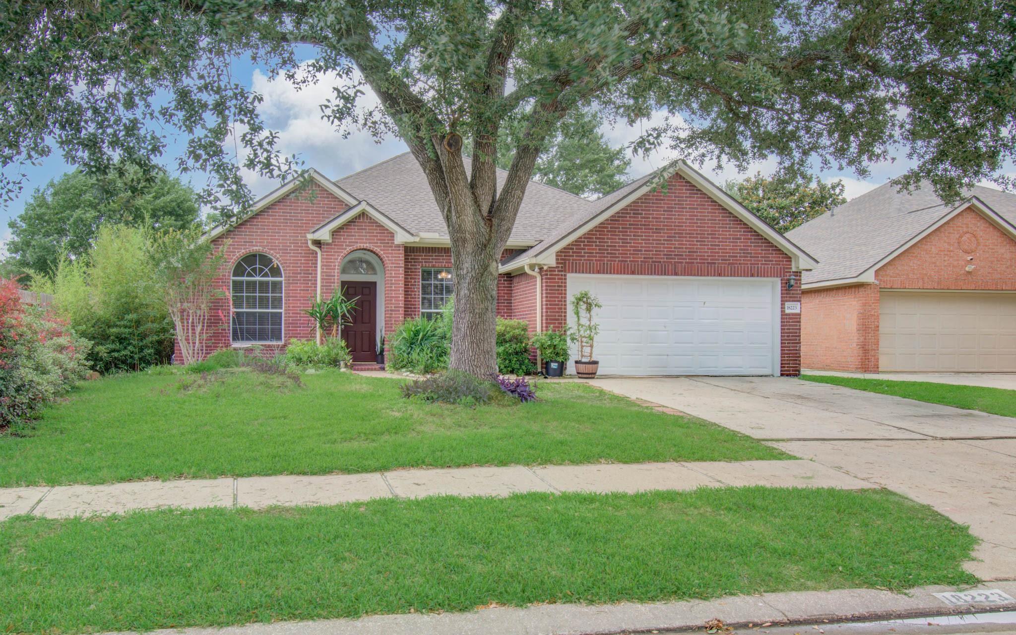 18223 Heathridge Lane