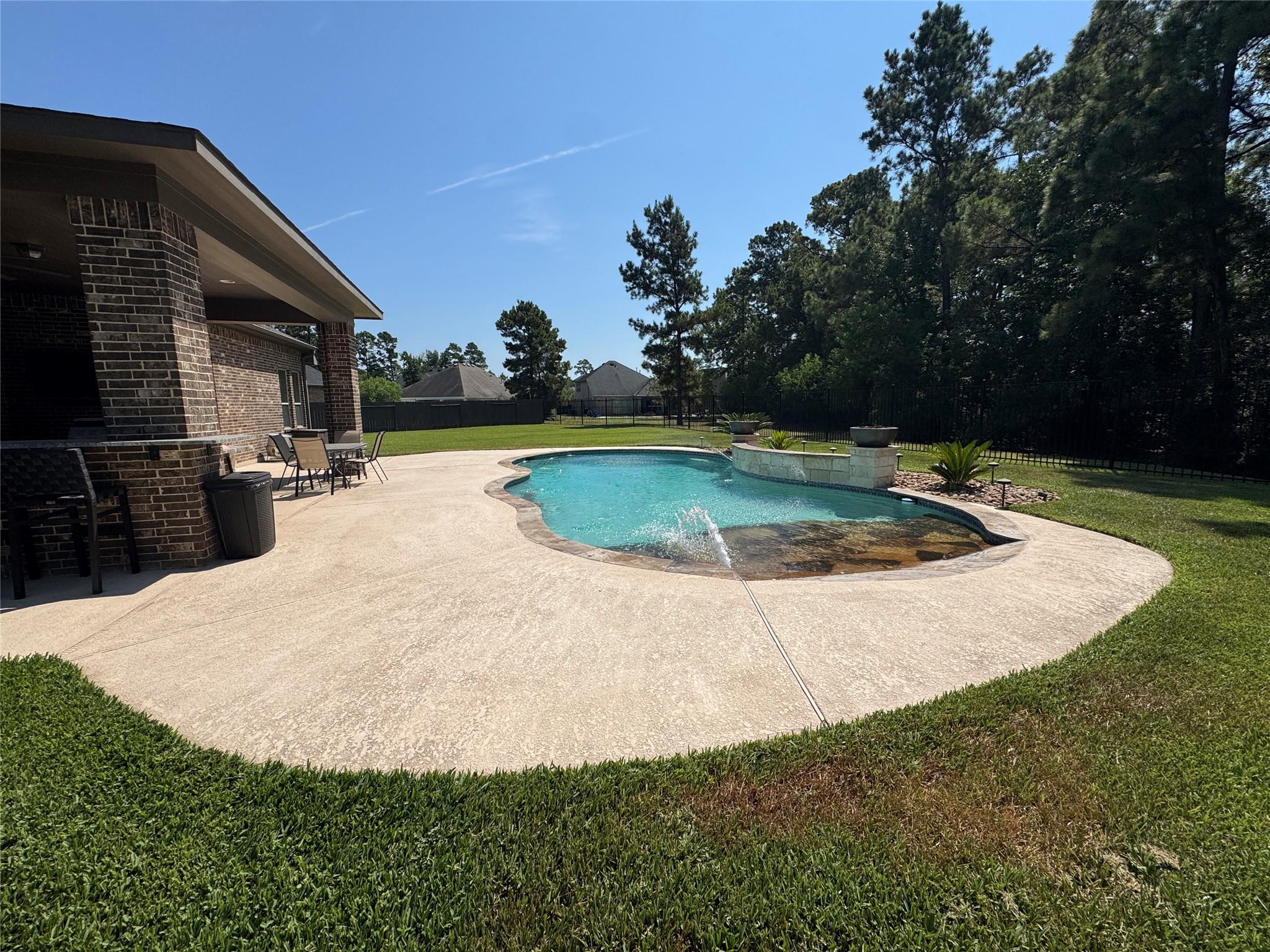 3712 Pine Village Court