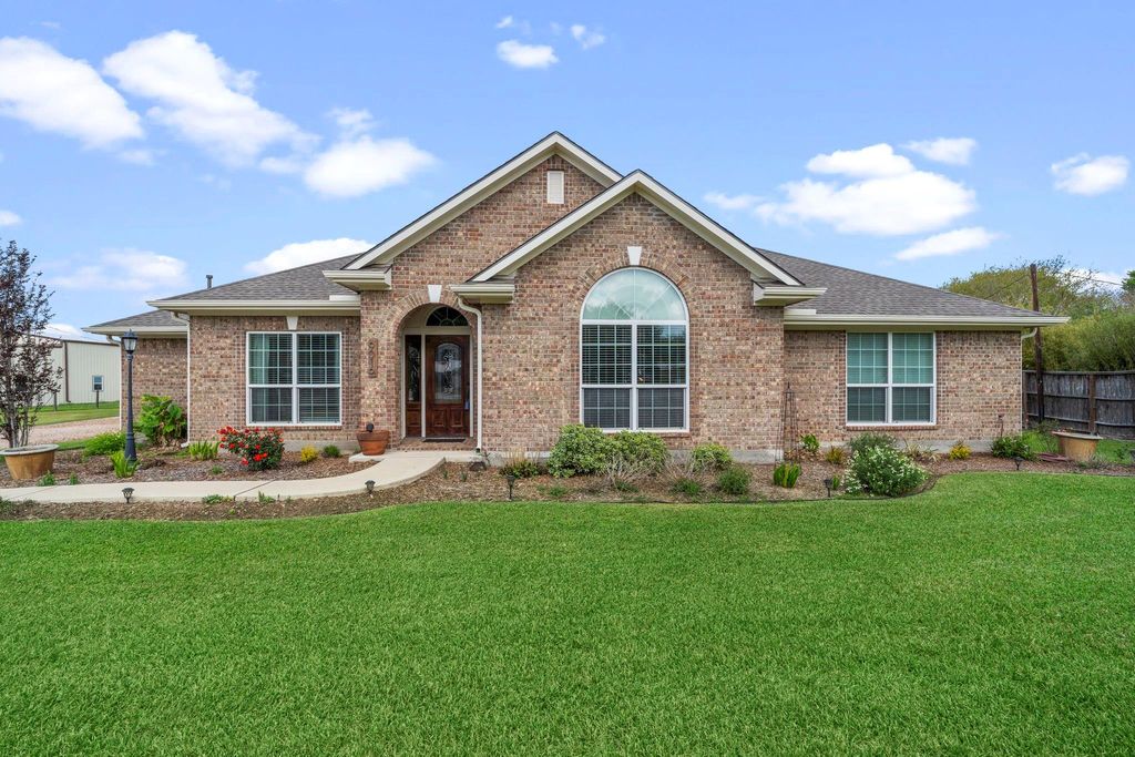 Photo of 9016 Dixie Lane, Needville, TX 77461 (MLS # 78620787)
