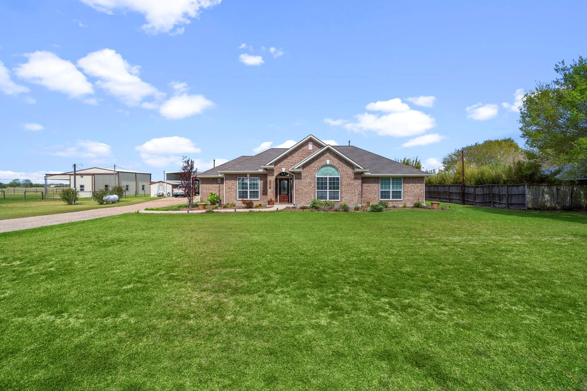 9016 Dixie Lane