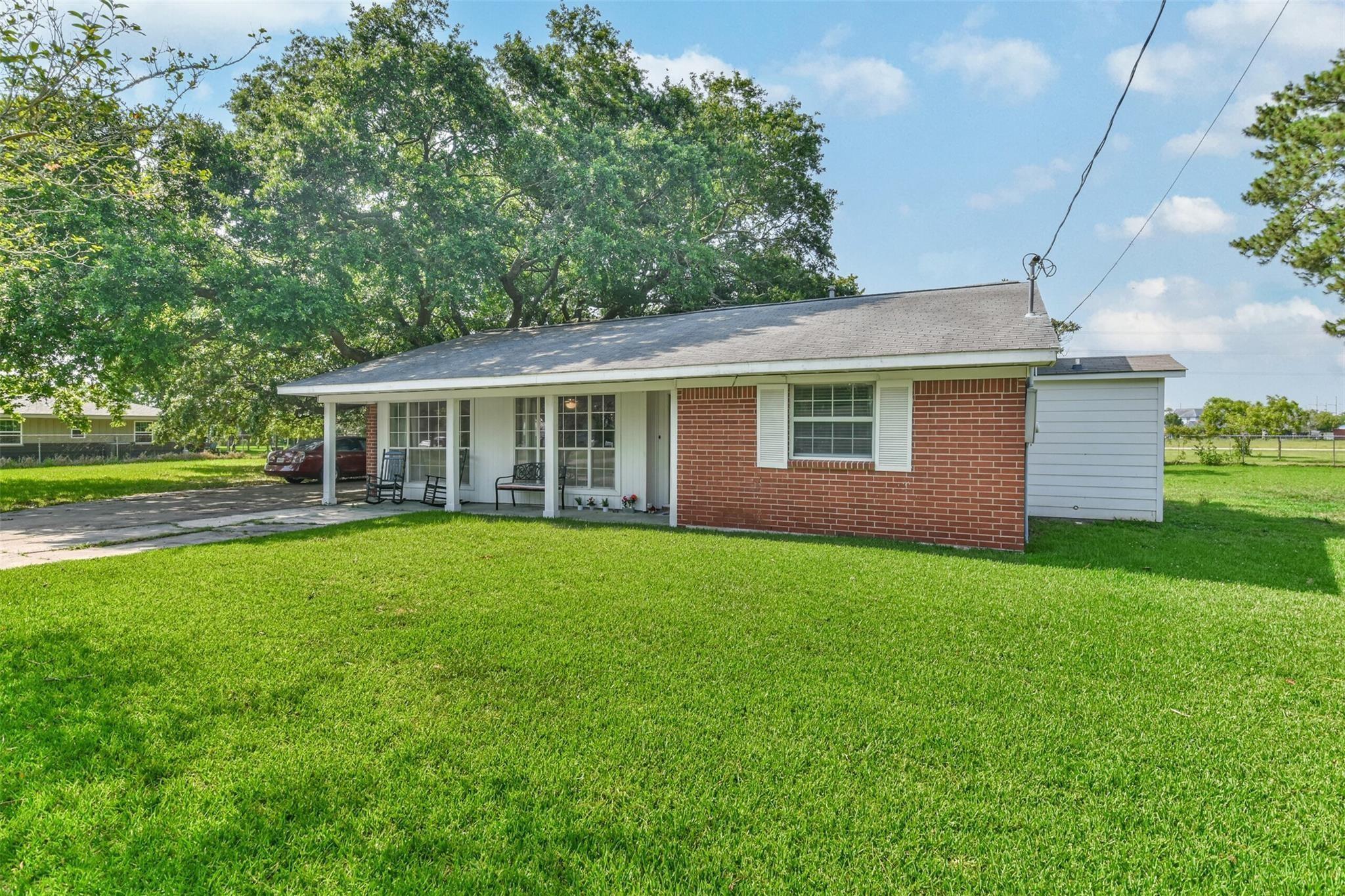 107 Sunset Heights Avenue