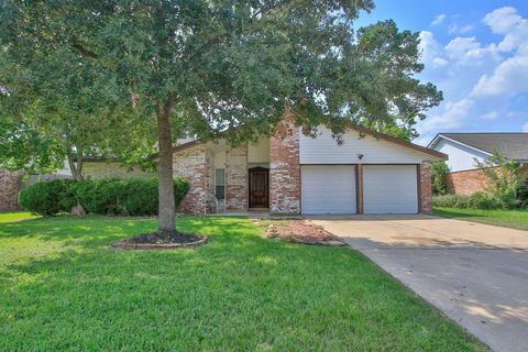 Photo of 2207 Whiteback Drive, Houston, TX 77084 (MLS # 88711173) Photo of 2207 Whiteback Drive, Houston, TX 77084 (MLS # 88711173)