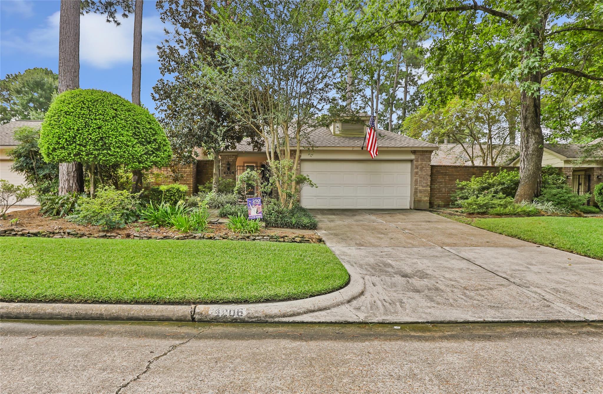 4206 Valley Glade Drive