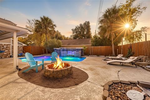 Photo of 9907 Gold Cup Way, Houston, TX 77065 (MLS # 98016030)