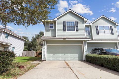 Photo of 418 Folk Crest Lane, Dickinson, TX 77539 (MLS # 20871349)