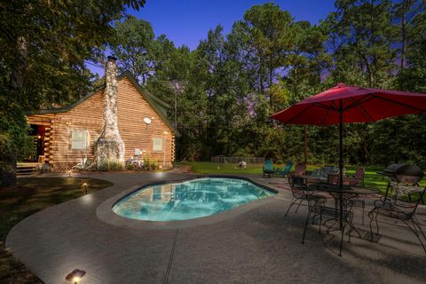 Photo of 31370 Lazy Ridge Road, Waller, TX 77484 (MLS # 36726634) Photo of 31370 Lazy Ridge Road, Waller, TX 77484 (MLS # 36726634)