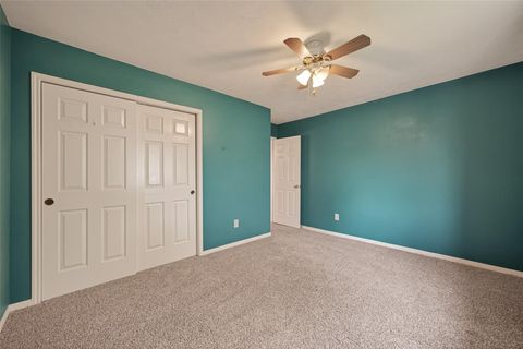 Tiny photo for 8831 Hedgestone Court, La Porte, TX 77571 (MLS # 40604183)