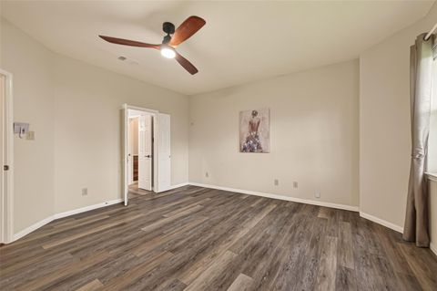 Tiny photo for 8831 Hedgestone Court, La Porte, TX 77571 (MLS # 40604183)