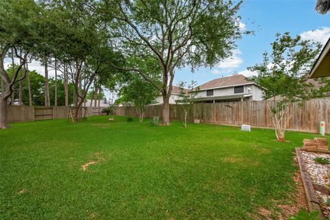Tiny photo for 8831 Hedgestone Court, La Porte, TX 77571 (MLS # 40604183)